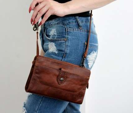 Design and Style of Frye Bag